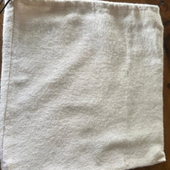 Michael Aram Olive Branch Triple Compartment Dish - Picture 9 of 10